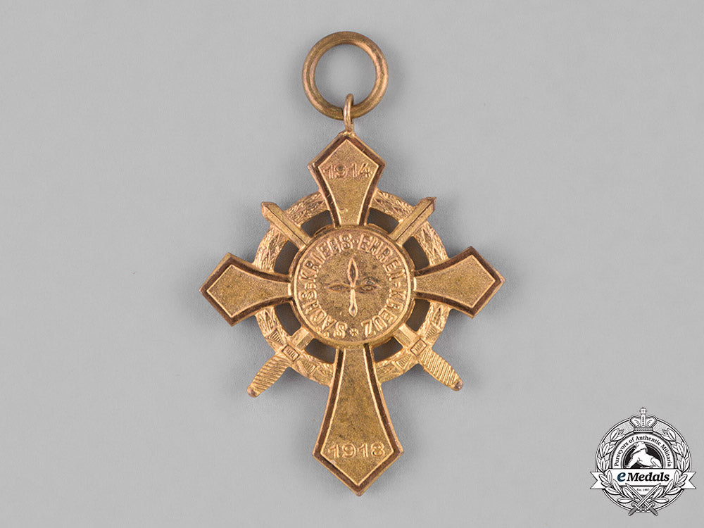 germany,_weimar._a_saxon_honour_cross_with_swords_for_frontline_combatants_c18-028669