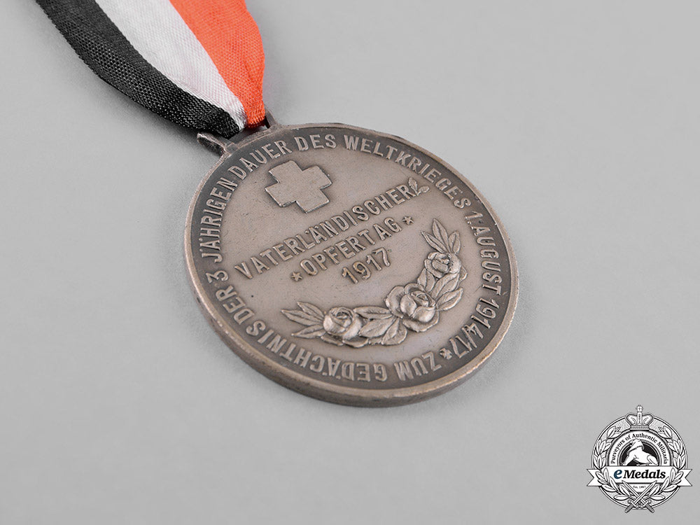 germany,_drk._a1917_imperial_german_red_cross(_drk)3-_year_first_war_commemorative_medal_c18-028746