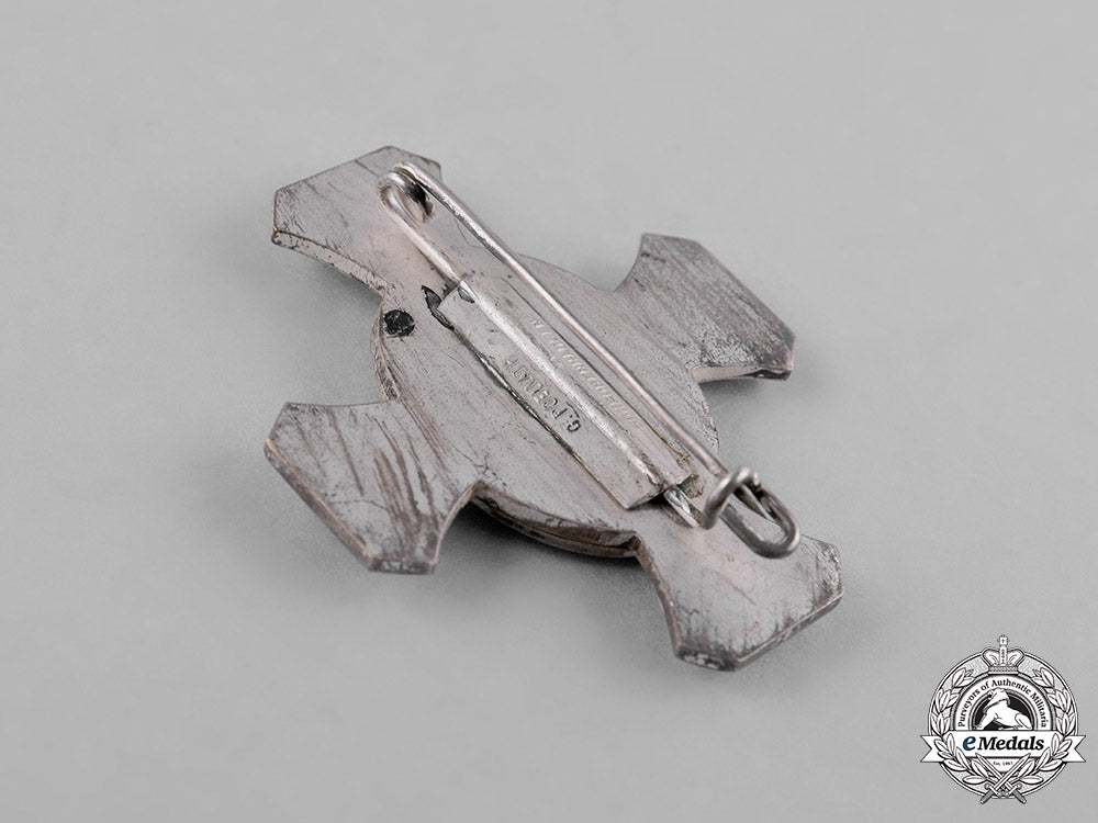 germany,_weimar._a_bavarian_veteran’s_league_merit_cross,_by_carl_poellath_c18-029193