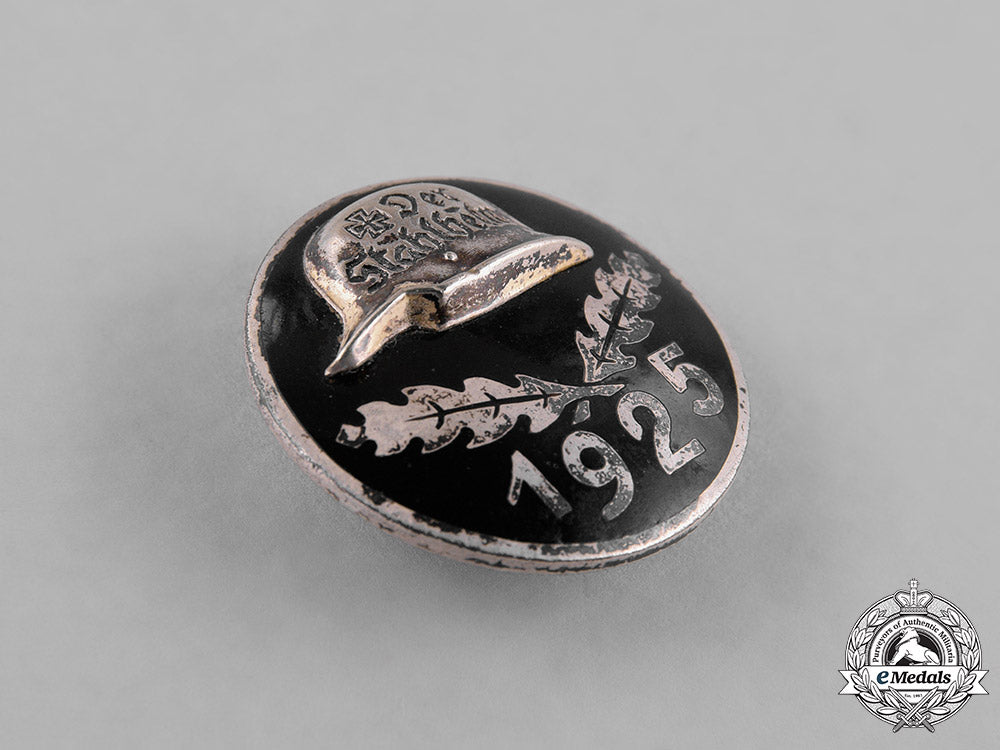germany,_weimar._a1925_stahlhelm_membership_badge_c18-029219_1_1