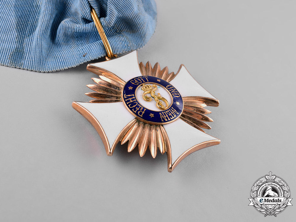 württemberg,_kingdom._an_order_of_friedrich_in_gold,_commander's_cross,_c.1910_c18-029255