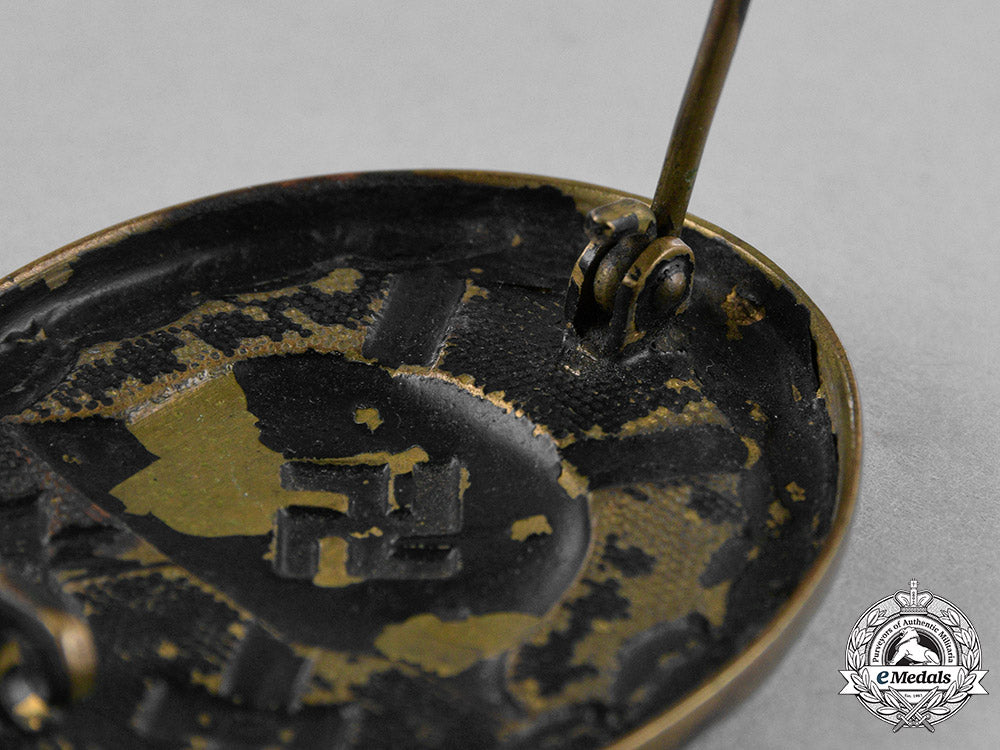 germany,_empire-_third_reich._three_black_grade_wound_badges_c18-030185