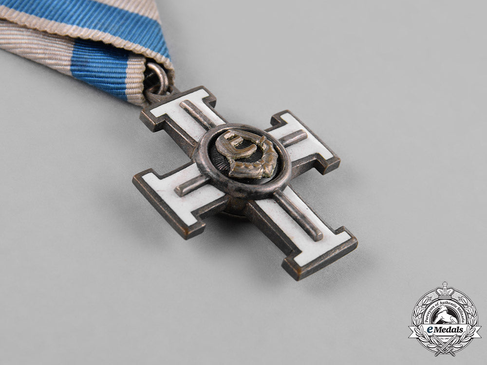 estonia._a_cross_of_liberty,_i_grade,_iii_class,_c.1920_c18-030432