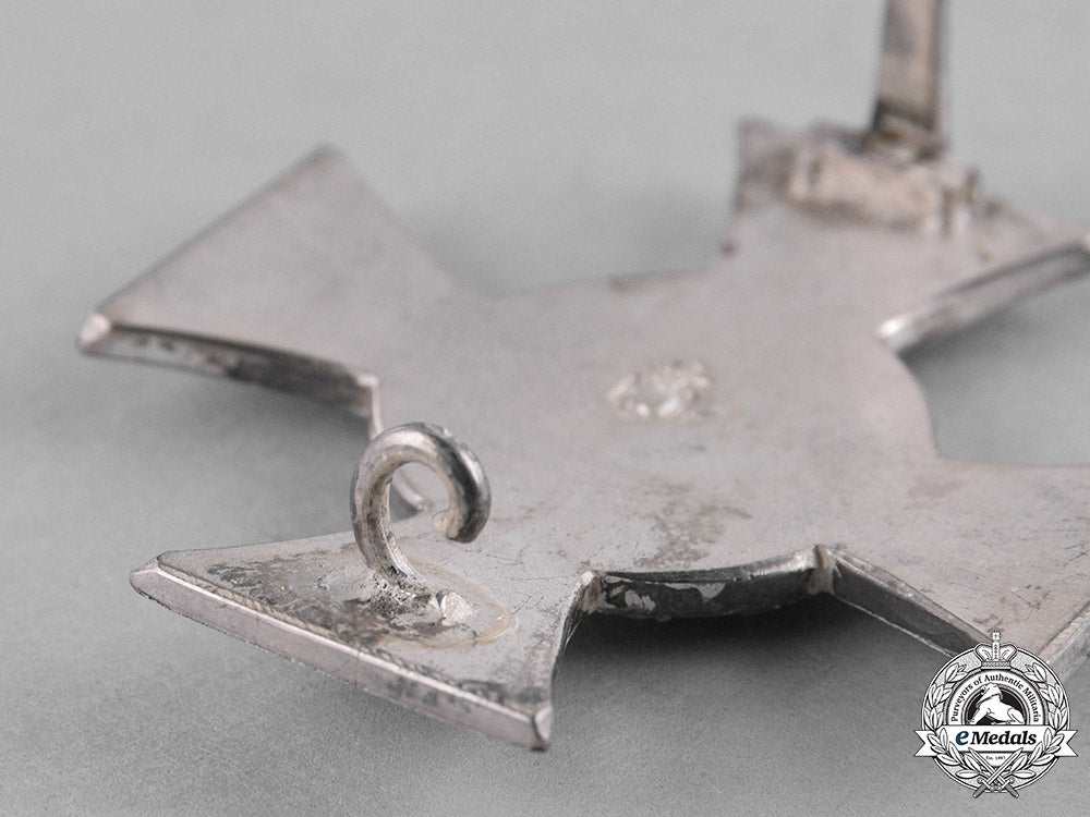 mecklenburg_strelitz._a1914_silver_bravery_cross,_first_class_by_meybauer_c18-031511