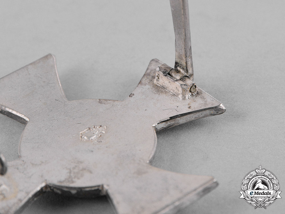 mecklenburg_strelitz._a1914_silver_bravery_cross,_first_class_by_meybauer_c18-031512