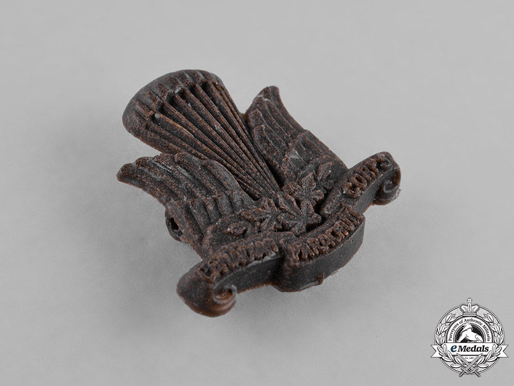 canada._a_parachute_corps_cap_badge,_c.1941_c18-031869_1_1_1_1