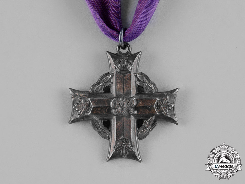 canada._a_memorial_cross_to_gunner_rc_rudell_c18-031951