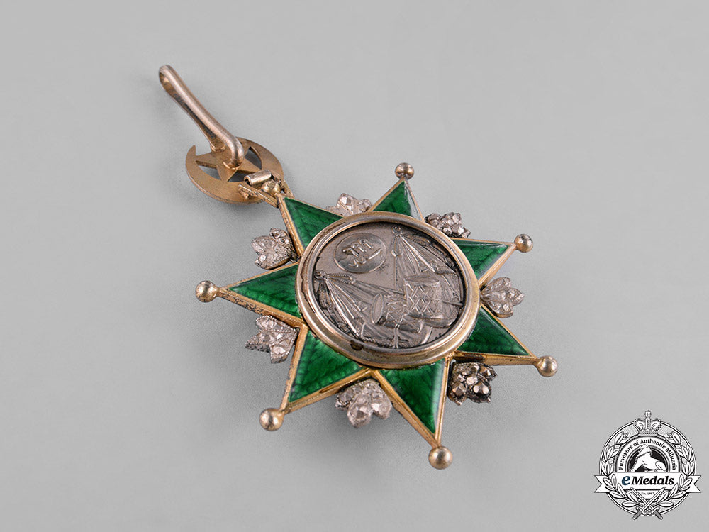 turkey,_ottoman_empire._an_order_of_osmanieh,_i_class_grand_cross_badge,_c.1910_c18-032524