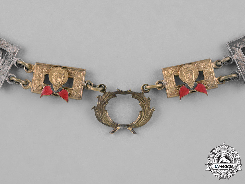 spain,_franco_period._an_order_of_the_cross_of_st._raymond_of_peñafort,_collar_of_honor,_c.1950_c18-032904_1_1_1_1_1_1