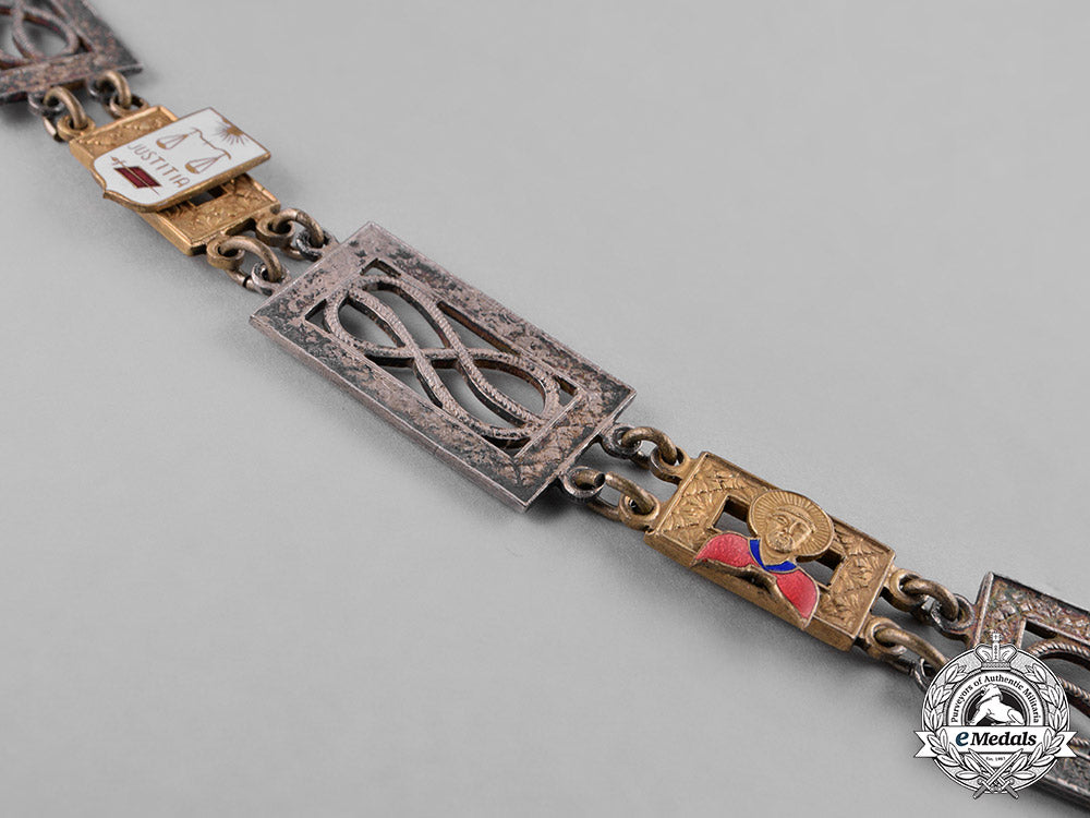 spain,_franco_period._an_order_of_the_cross_of_st._raymond_of_peñafort,_collar_of_honor,_c.1950_c18-032906_1_1_1_1_1_1