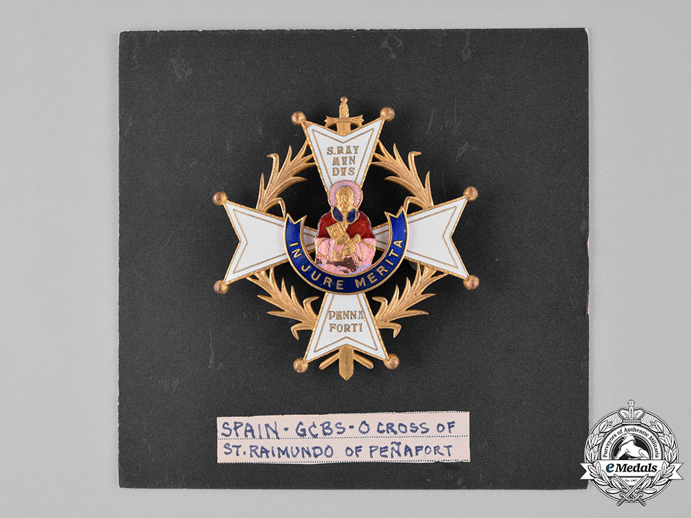 spain,_franco_period._an_order_of_the_cross_of_st._raymond_of_peñafort,_breast_star,_c.1950_c18-032946