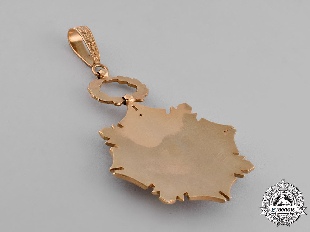 spain,_constitutional_monarchy._an_order_for_recognition_of_the_victims_of_terrorism,_commander_c18-036021