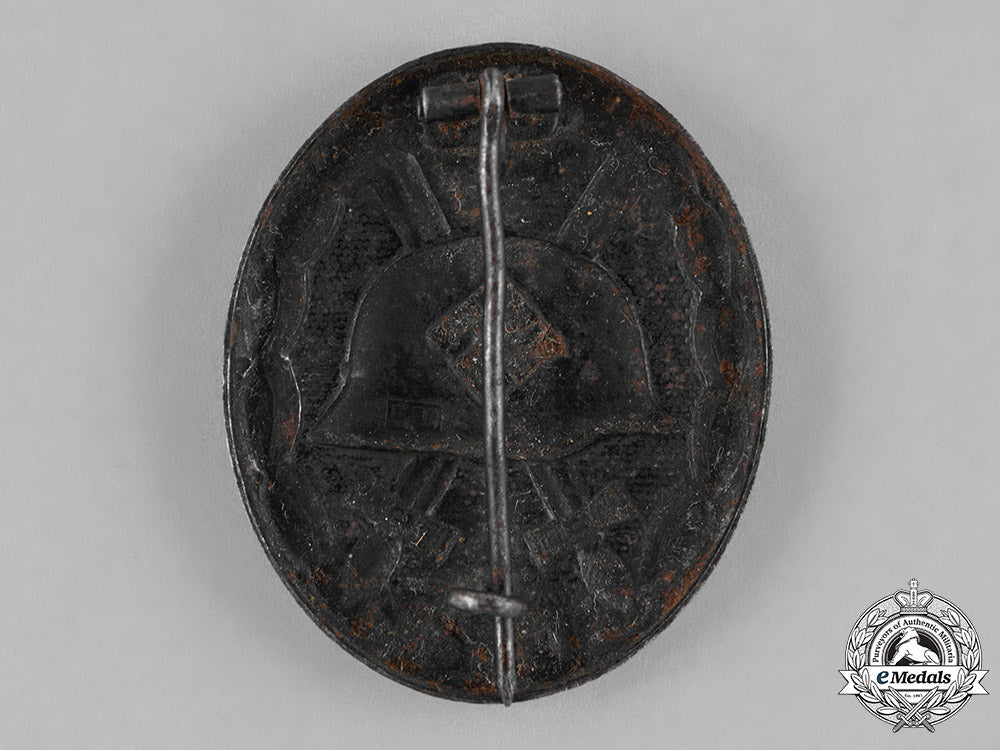 germany,_wehrmacht._a_second_war_wound_badge,_black_grade,_by_hymmen&_co._c18-036127