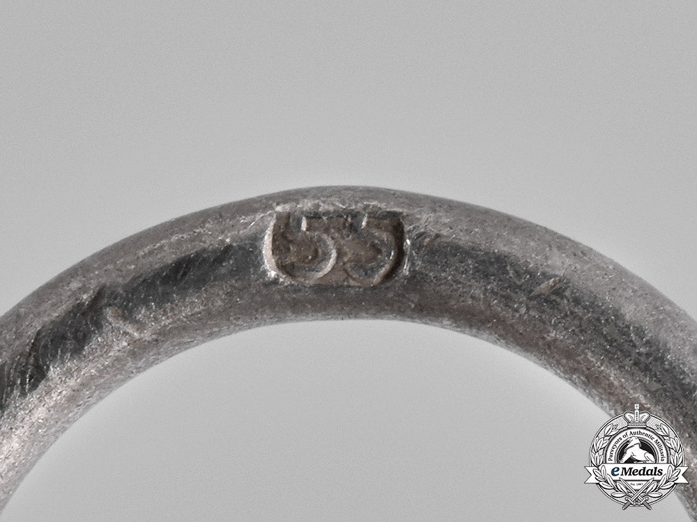 germany,_wehrmacht._an_iron_cross,_ii_class,_by_j._e._hammer&_söhne_c18-036136