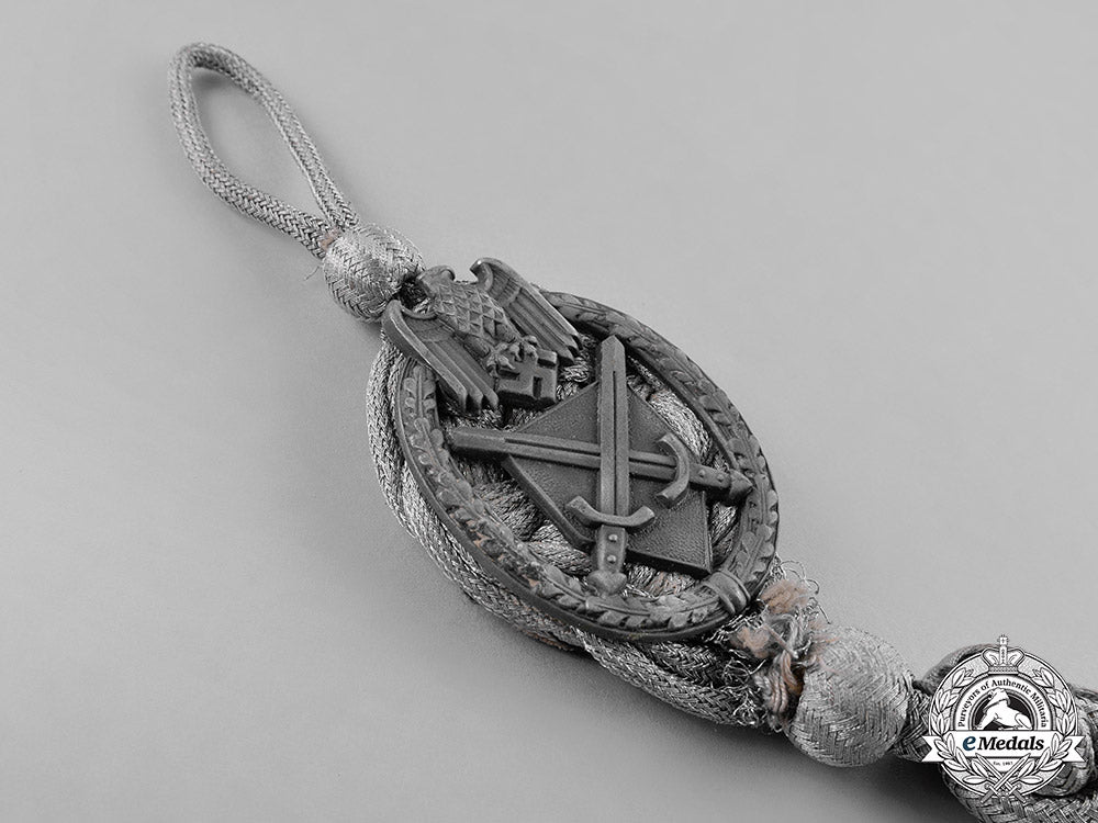 germany,_heer._an_army_marksmanship_lanyard_c18-036300