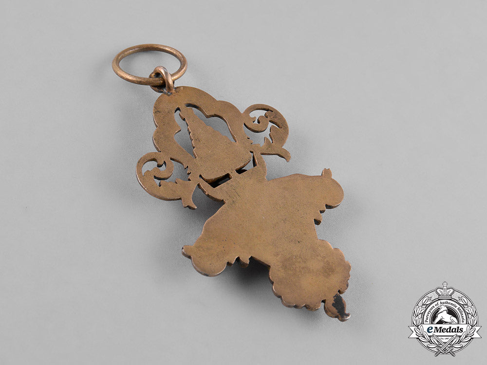 laos,_french_protectorate._a_million_elephants_and_the_white_parasol_order,_knight,_c.1935_c18-036571