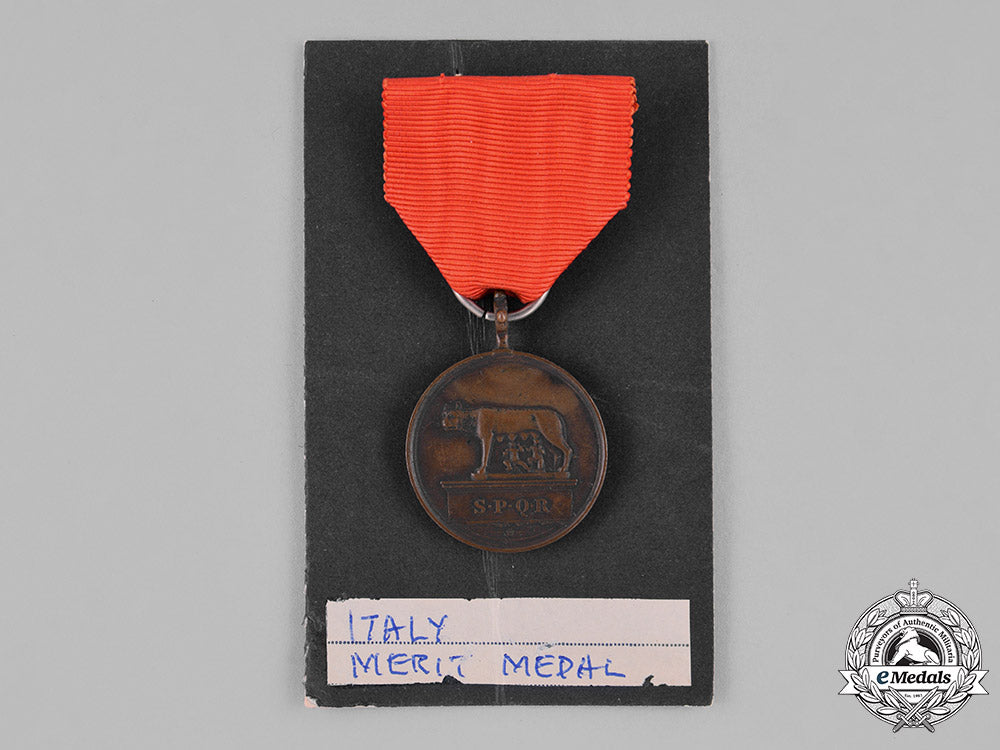 italy,_kingdom._a_city_of_rome_merit_medal_c18-036666_1_1_1