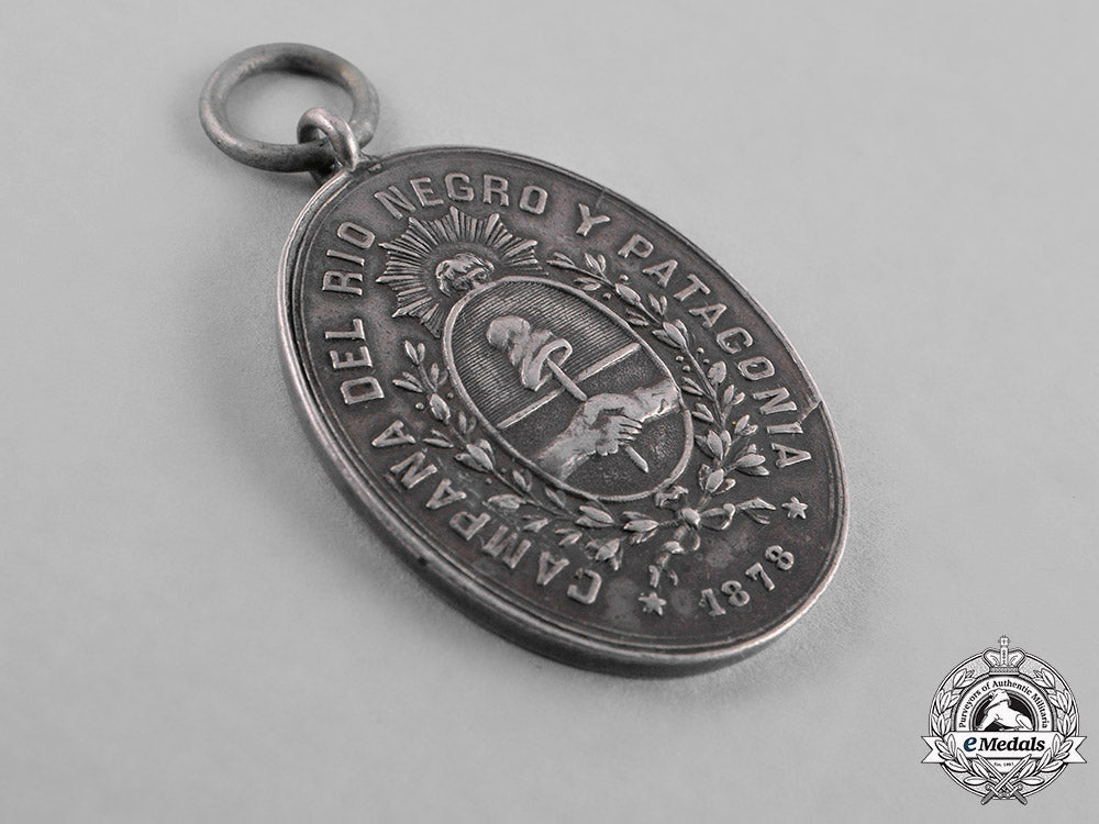 argentina,_republic._a_medal_for_the_rio_negro_and_patagonia_campaign1878-1881,_ii_class,_silver_grade_c18-038157