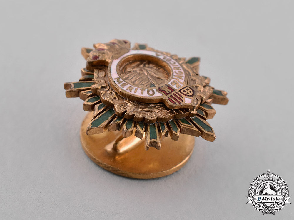 spain,_kingdom._a_miniature_order_of_agricultural_merit,_grand_cross_star,_c.1910_c18-038528