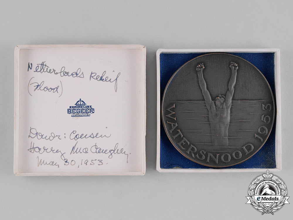 netherlands,_kingdom._a_north_sea_flooding_medal,_by_vereeniging_voor_penningkunst,_c.1953_c18-038647_1_1_1