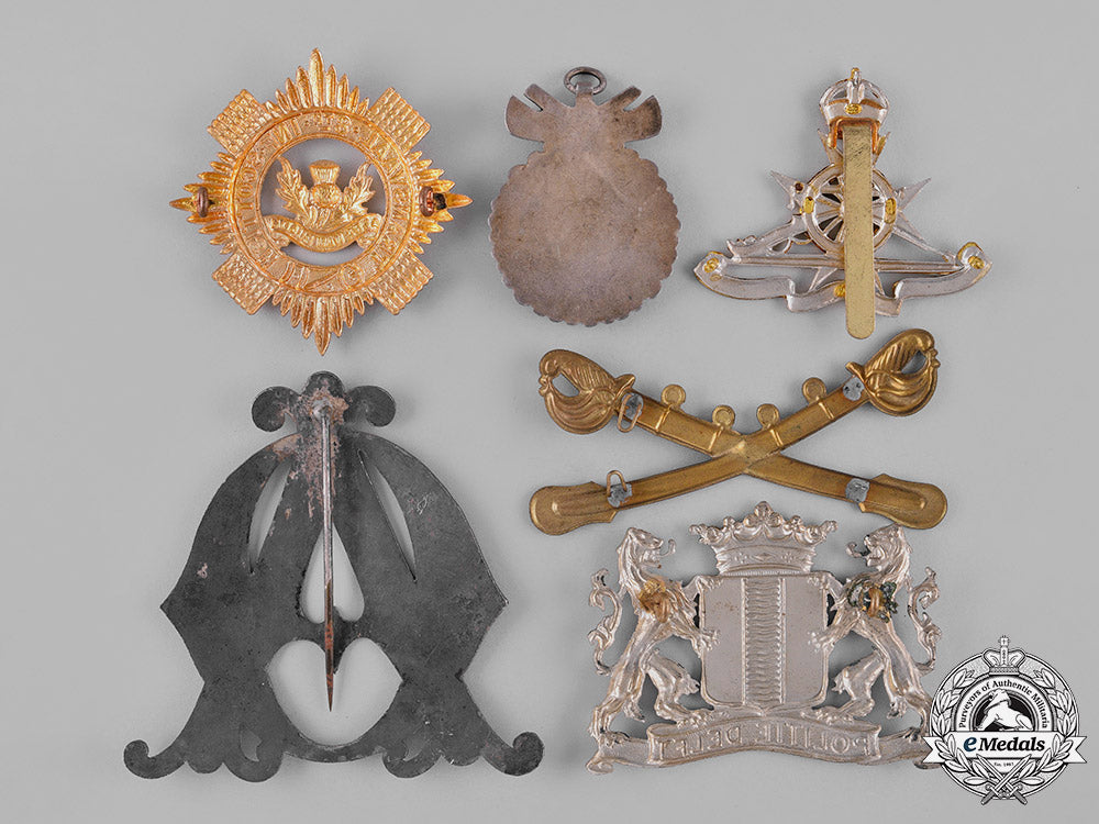 international._a_lot_of_thirteen_badges&_insignia_c18-039142
