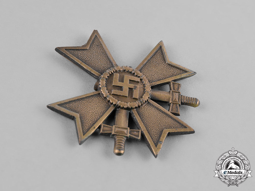 germany,_third_reich._a_lot_of_german_medals_c18-039921