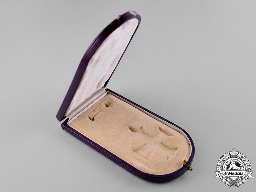 united_kingdom._a_military_cross_case_c18-040521
