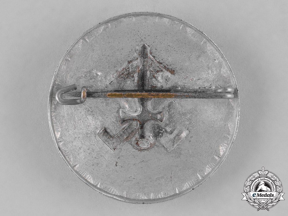 netherlands._a_germanische_landdienst_membership_badge_c18-040641_1_1