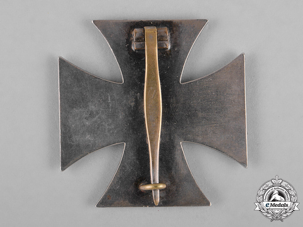 germany,_wehrmacht._a1939_iron_cross_first_class_by_c.e._juncker_c18-041778