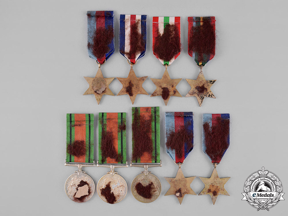 united_kingdom._a_lot_of_nineteen_second_war_awards_c18-042273