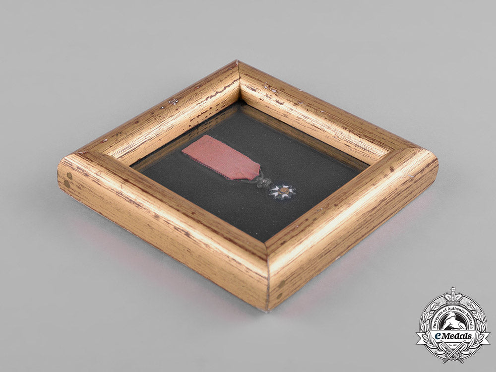 france,_second_restoration._a_miniature_order_of_the_legion_of_honour,_c,1820_c18-042356_1_1_1_1_1