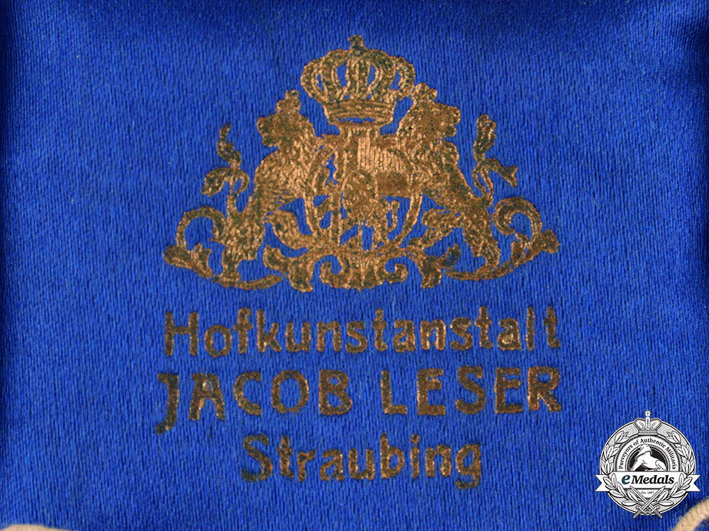 bavaria,_kingdom._a_military_merit_cross,_iii_class_with_swords&_crown,_by_jacob_leser,_c.1914_c18-043099