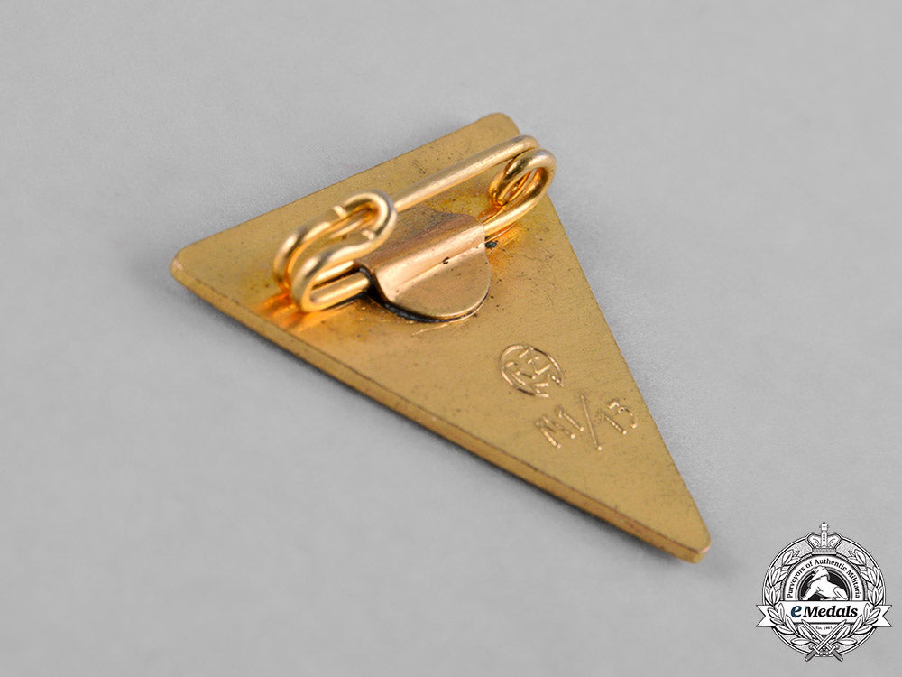 germany,_ns-_frauenschaft._a_national_socialist_women’s_league_membership_badge,_by_l._christian_c18-044077