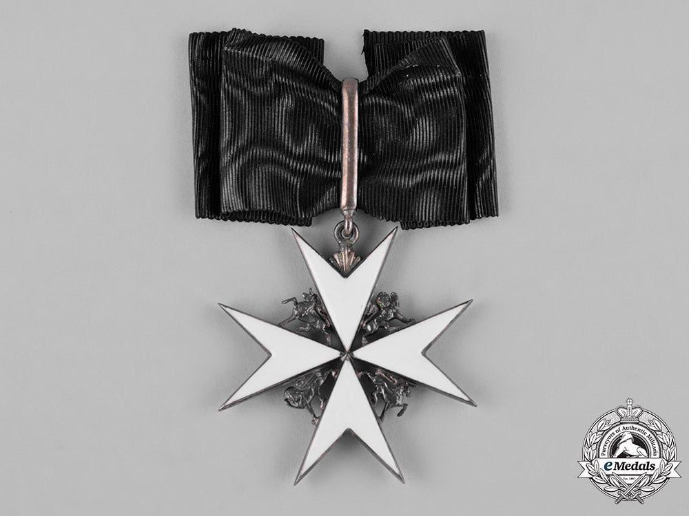 united_kingdom._an_order_of_st._john,_knights&_dames_of_grace_commander's_badge,_c.1950_c18-044409