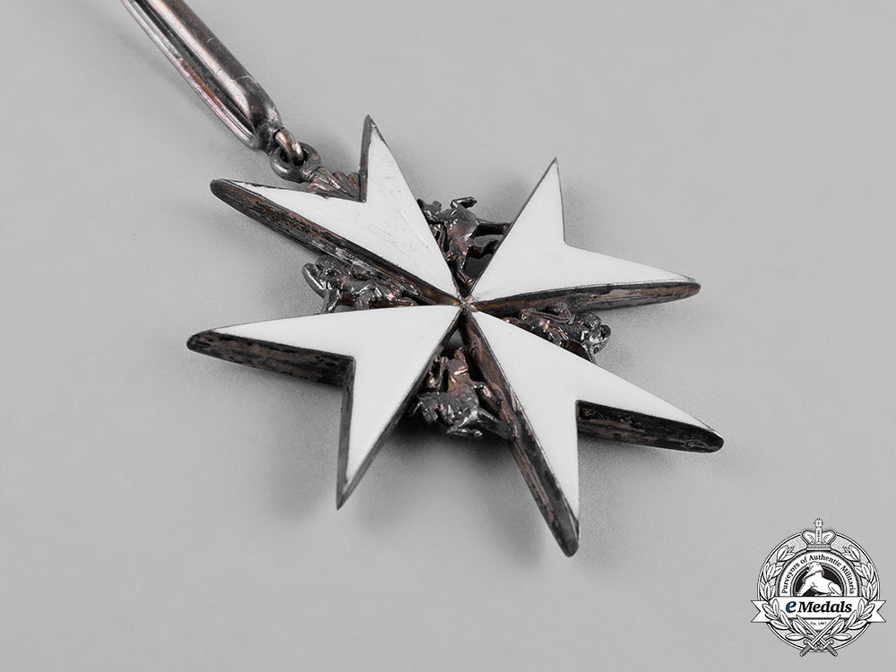 united_kingdom._an_order_of_st._john,_knights&_dames_of_grace_commander's_badge,_c.1950_c18-044412