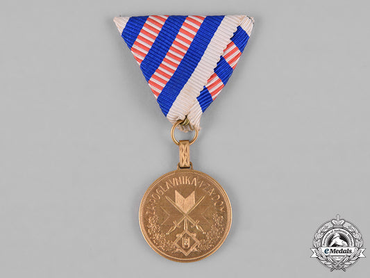 croatia,_republic._a_wound_medal,_gold_grade_for_three_wounds,_c.1943_c18-044458