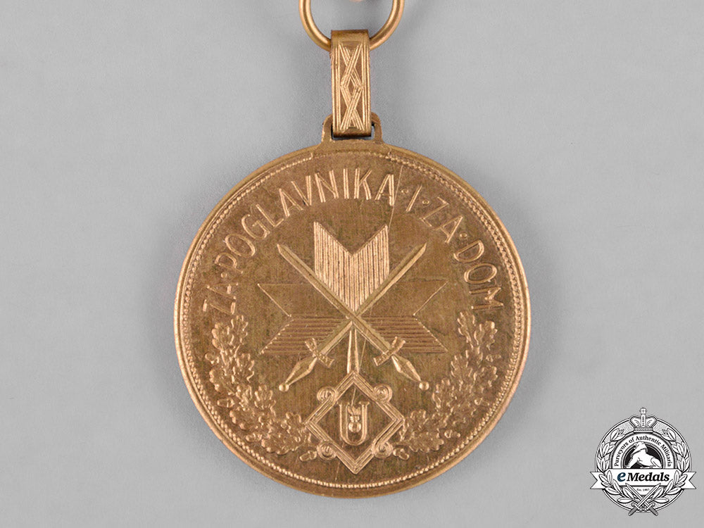 croatia,_republic._a_wound_medal,_gold_grade_for_three_wounds,_c.1943_c18-044460