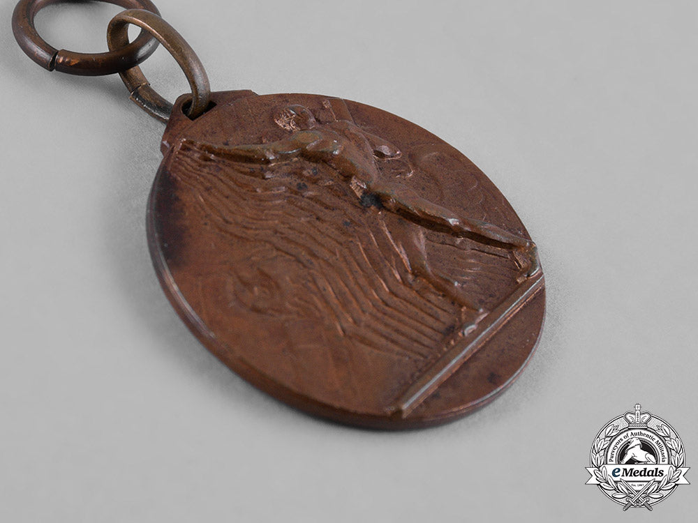 italy,_kingdom._a_national_fascist_youth_organization(_onb)_award_medal_c18-045239