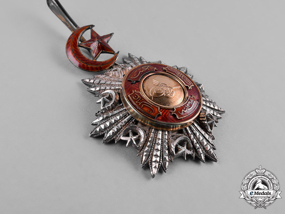 turkey,_ottoman_empire._an_order_of_medjidie,_civil_division,_iii_class_commander_badge,_c.1880_c18-045380