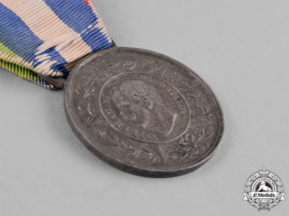 italy,_kingdom._a_medal_for_the_guard_of_honour_at_the_tomb_of_kings_vittorio_emanuele_ii_and_umberto_i,_c.1925_c18-045550_1