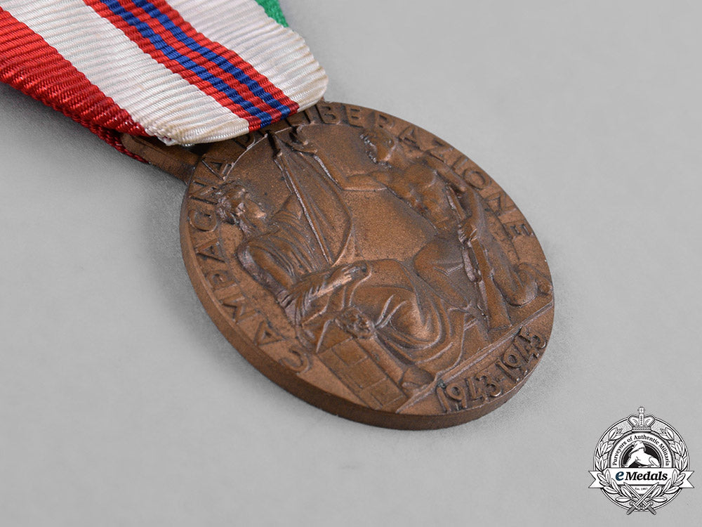 italy,_kingdom._a_medal_for_the_war_of_liberation1943-1945,_unofficial_version_c18-045580