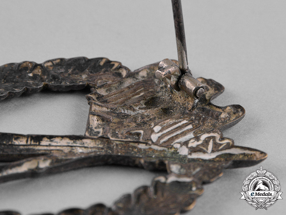 germany,_heer._an_infantry_assault_badge,_silver_grade,_by_otto_schickle_c18-045761