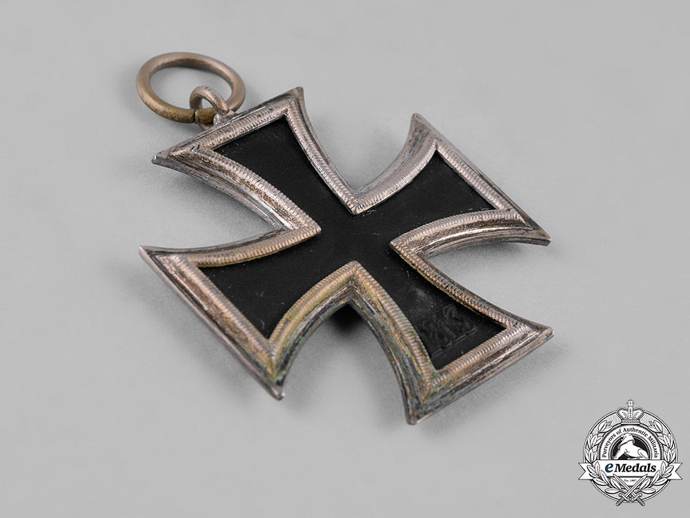 germany,_wehrmacht._a1939_iron_cross,_ii_class,_schinkel_version_c18-046882