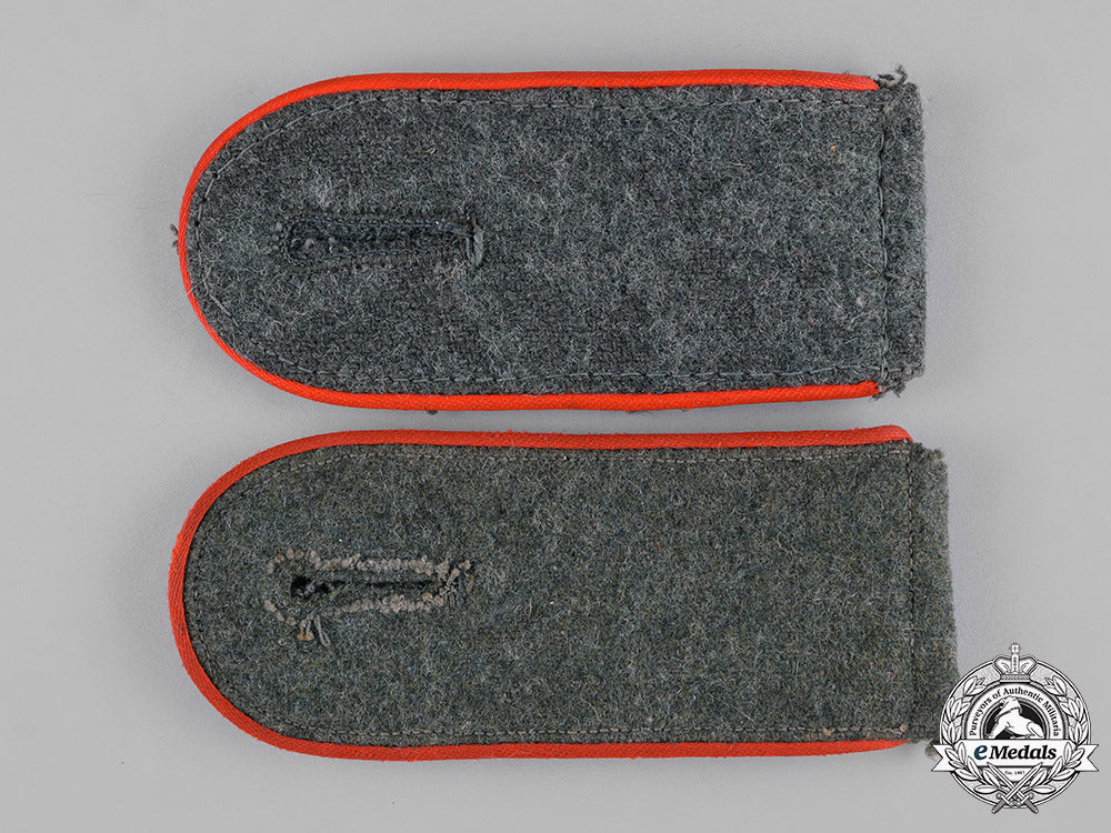 germany,_heer._a_set_of_heer(_army)_em/_nco’s_flak/_artillery_shoulder_straps_c18-046889_1_1