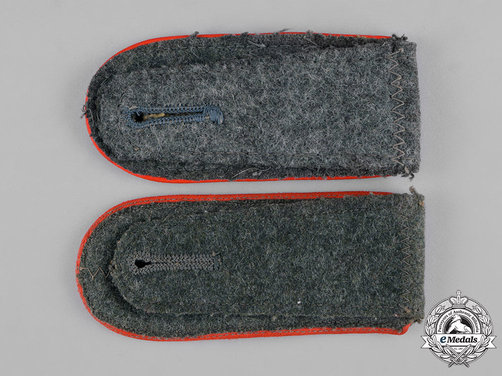 germany,_heer._a_set_of_heer(_army)_em/_nco’s_flak/_artillery_shoulder_straps_c18-046890_1_1