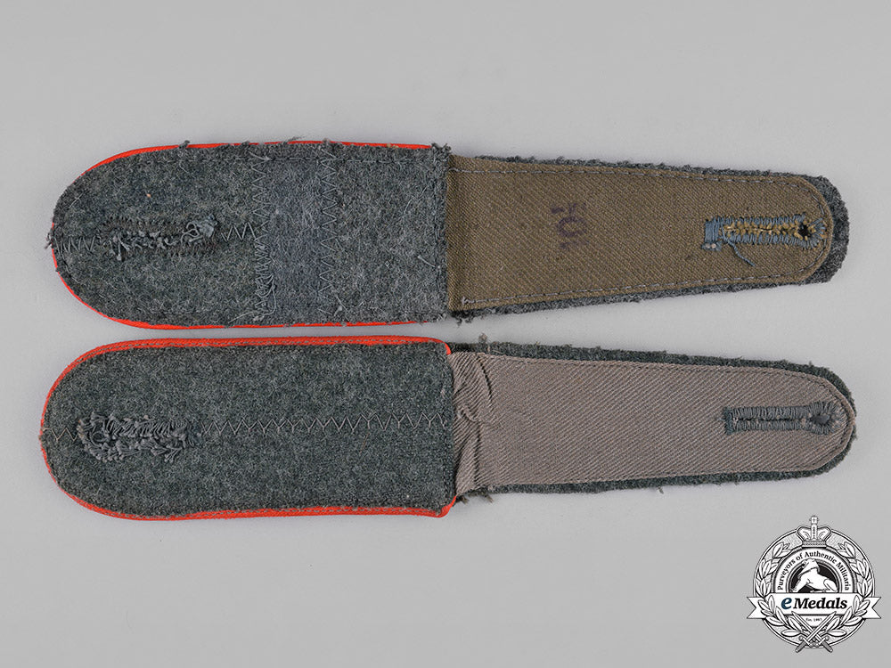 germany,_heer._a_set_of_heer(_army)_em/_nco’s_flak/_artillery_shoulder_straps_c18-046891_1_1