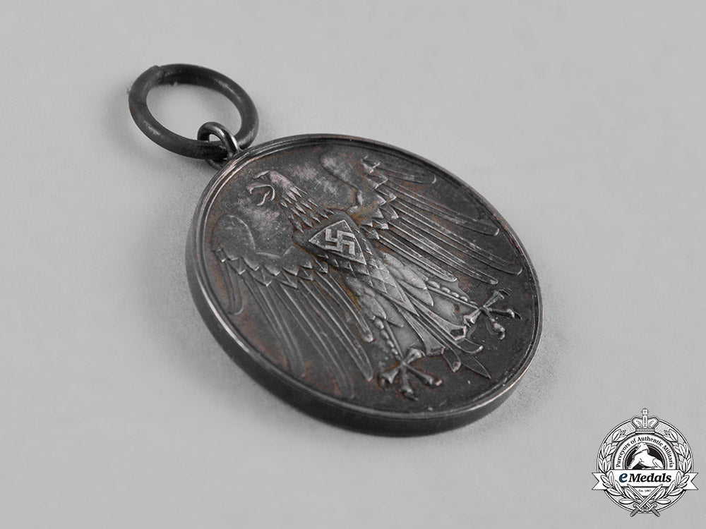 germany,_third_reich._a_third_reich_lifesaving_medal_in_silver_c18-047536