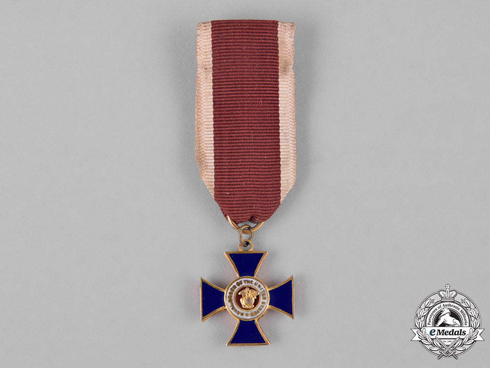 united_states._a_miniature_naval_order_of_the_united_states_badge_c18-048223
