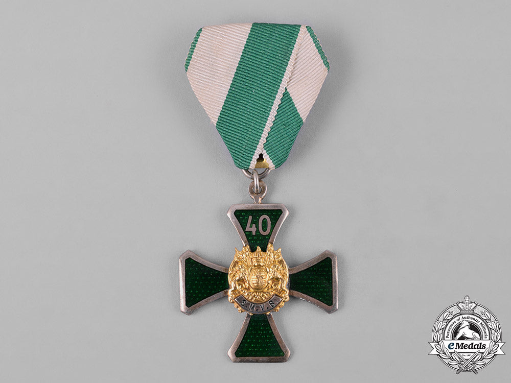 germany,_weimar._a_saxon_military_association_confederation,_ii_class_medal,_by_glaser&_sohn_c18-048901