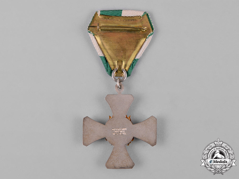 germany,_weimar._a_saxon_military_association_confederation,_ii_class_medal,_by_glaser&_sohn_c18-048902